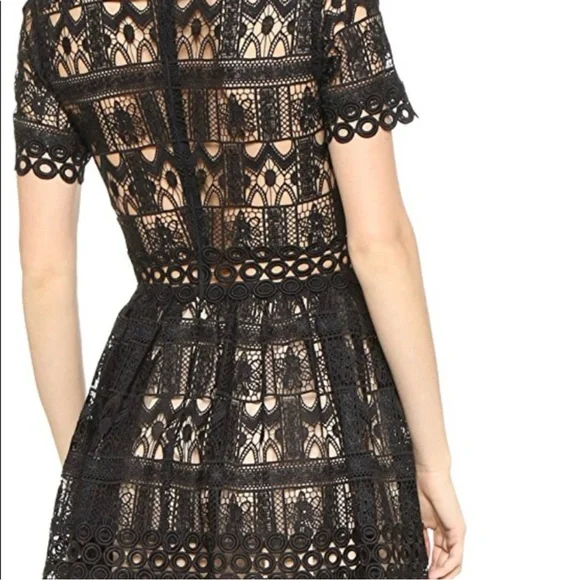 Alexis Lula Guipure Lace Eyelet Short Sleeve Mini Dress Black Women’s Medium - Picture 3 of 11
